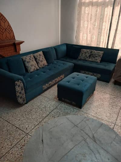 seven setar sofa