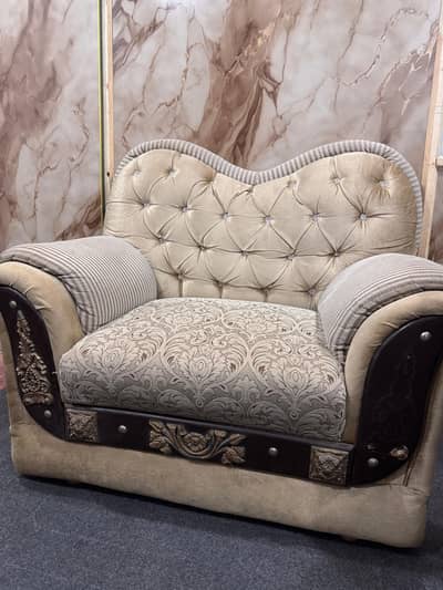 3 seatar sofa and two 1 seator sofas