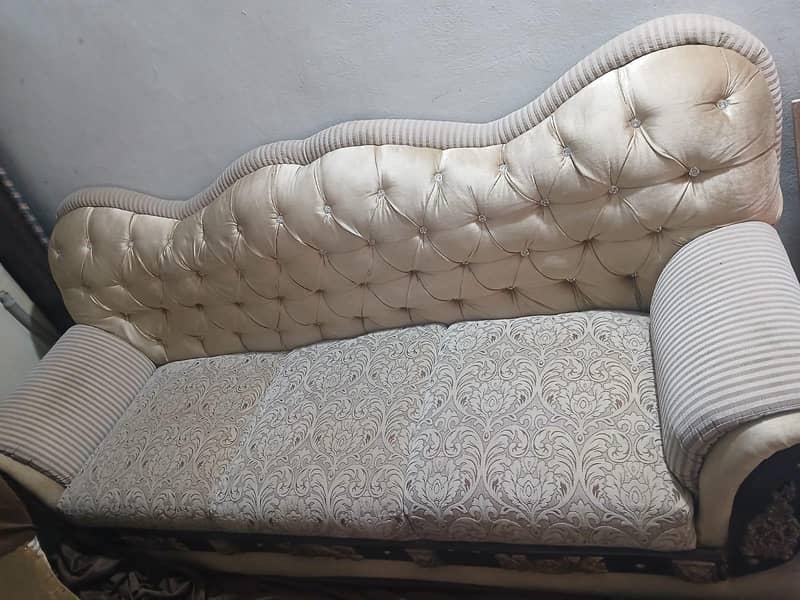 3 seatar sofa and two 1 seator sofas 2
