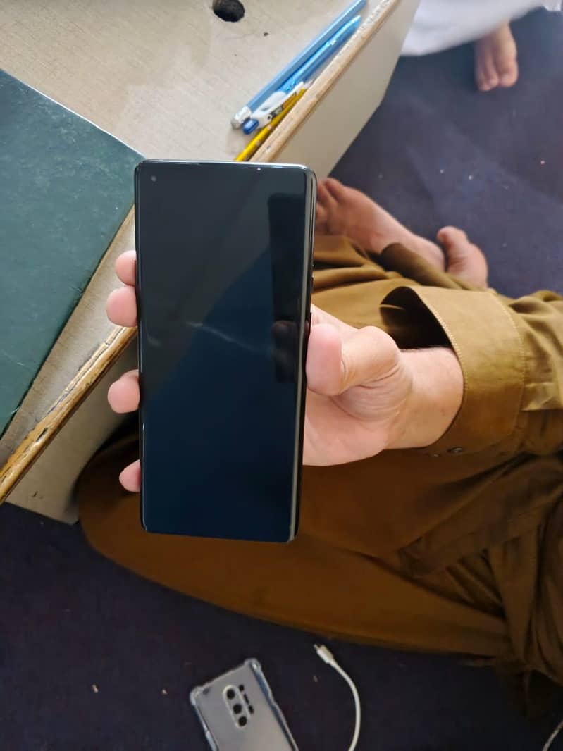 one plus 8 pro 5