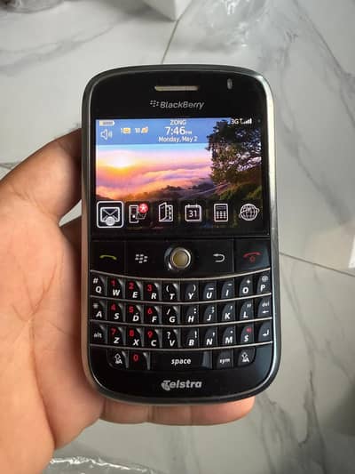 Blackberry Bold 9000 Original 2008 Model Like new Condition