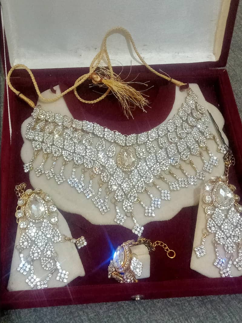 white set 0