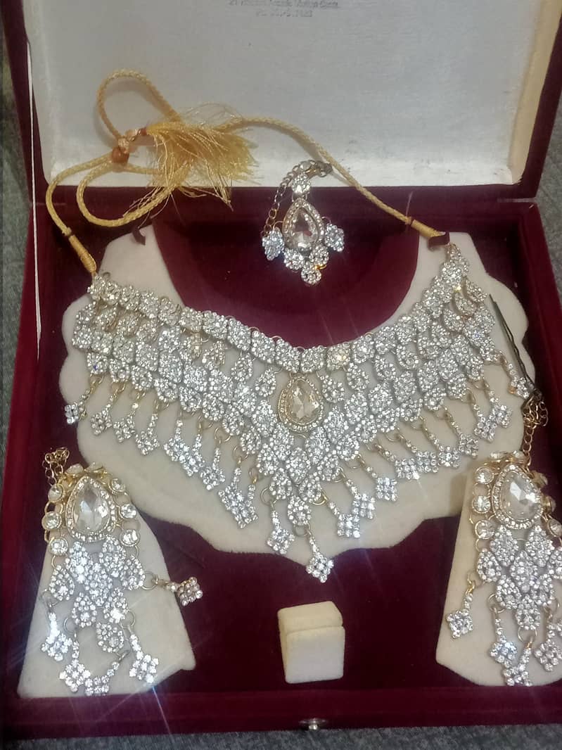 white set 1