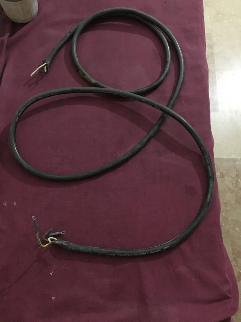 AC wire 0