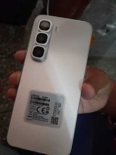 Infinix Hot 60 i