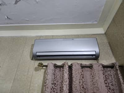 1.5 Ton R410 Split Ac Gree Big Inner & Big Outdoor For Sale
