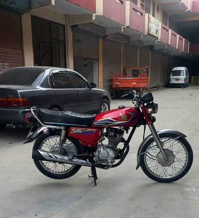 Honda bike 125 cc03251410662argent for sale model 2017