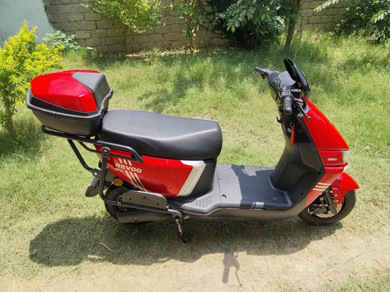 Revoo model 2026 03452819008 0
