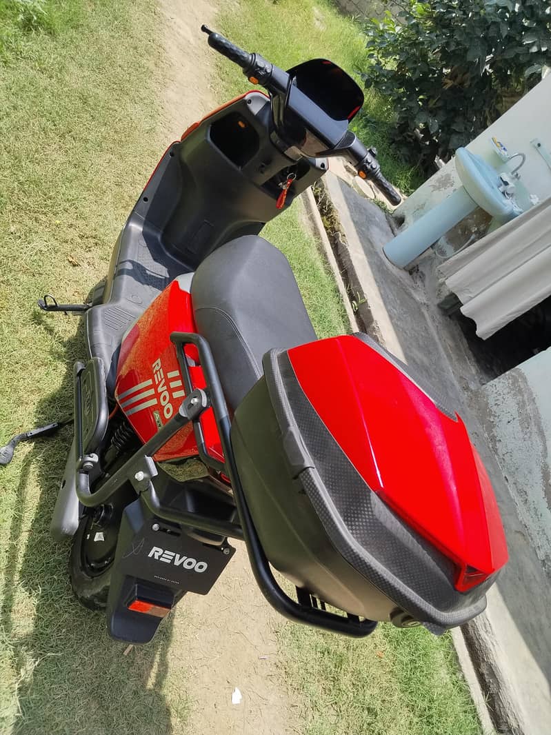 Revoo model 2026 03452819008 2