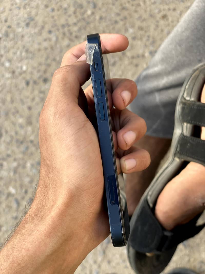 iphone 13 mini 3