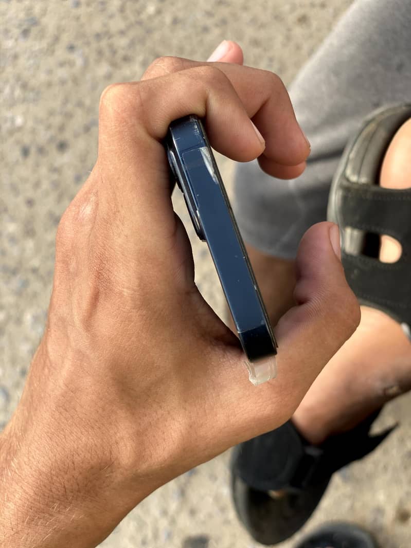 iphone 13 mini 5