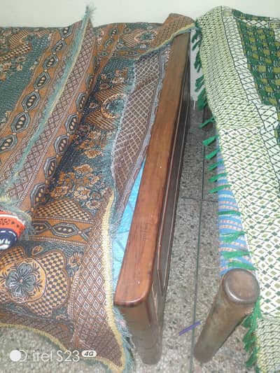 single bed for sale