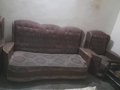 Sofa Set  Good Condition