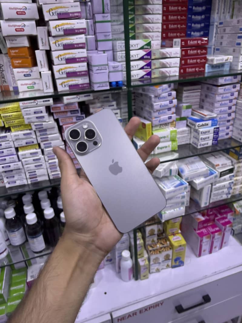 Iphone 15 pro max 0