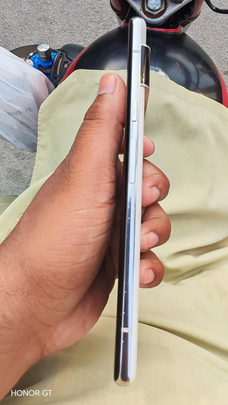 GOOGLE PIXEL 6 PRO 3