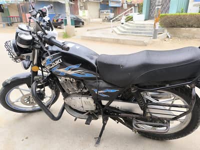 Suzuki GS 150 2018