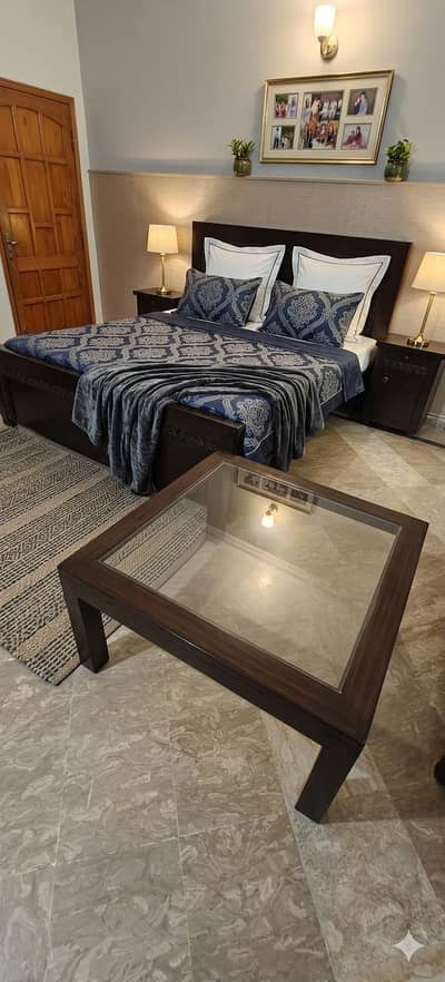 Bed Set for Sale and a Center Table