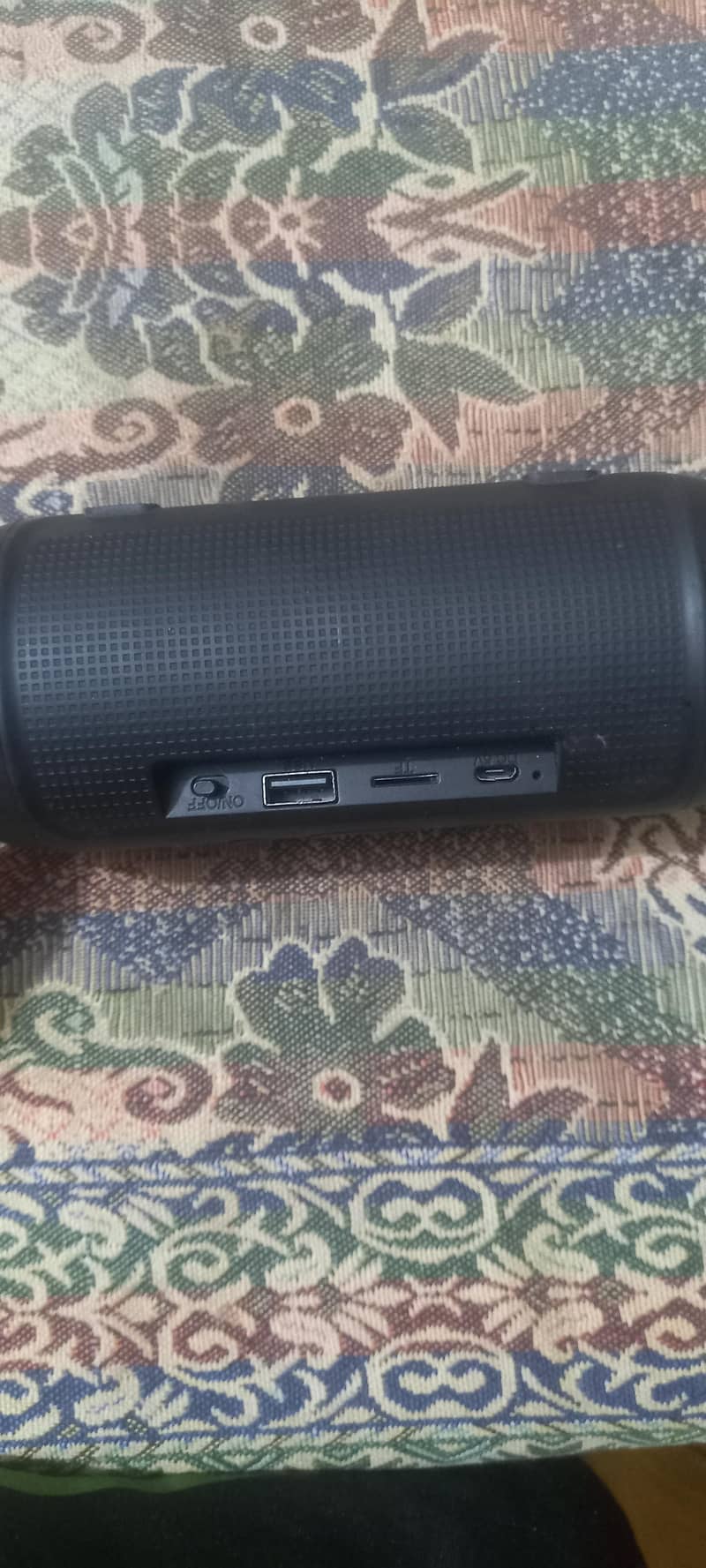 JBŁ Speaker 1