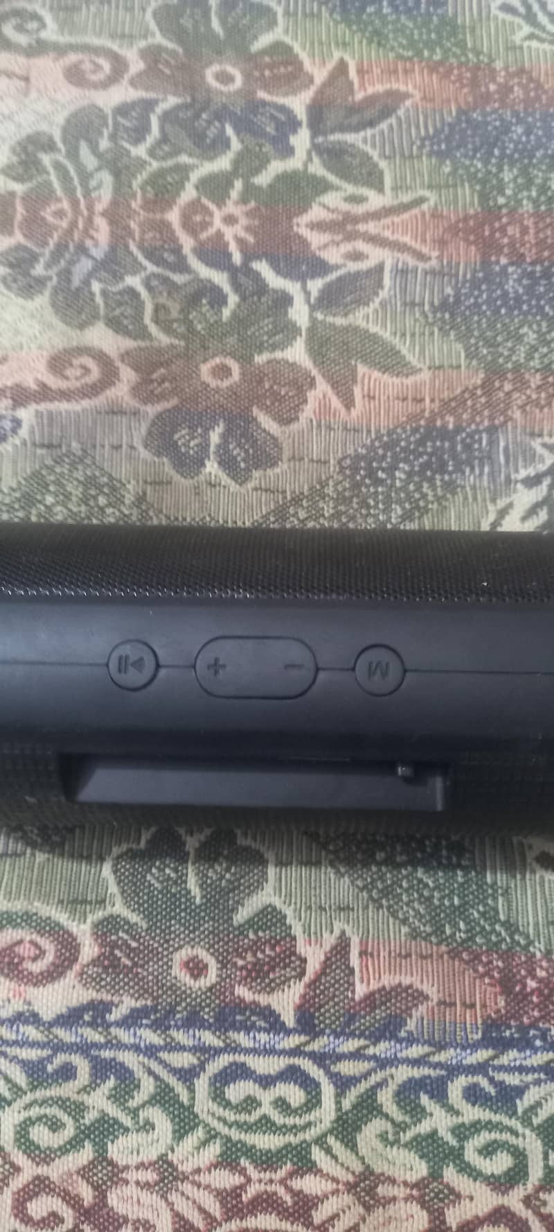 JBŁ Speaker 2