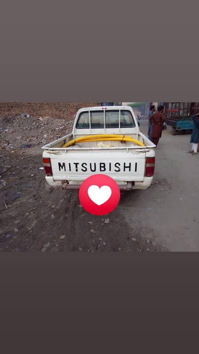 Mitsubishi double cabin Dala