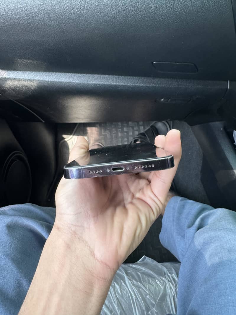 iphone 14 pro max JV 3