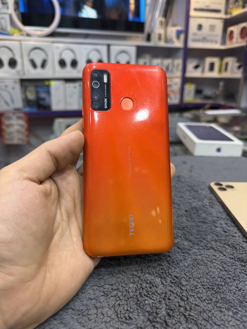 Tecno Spark 5 pro 0