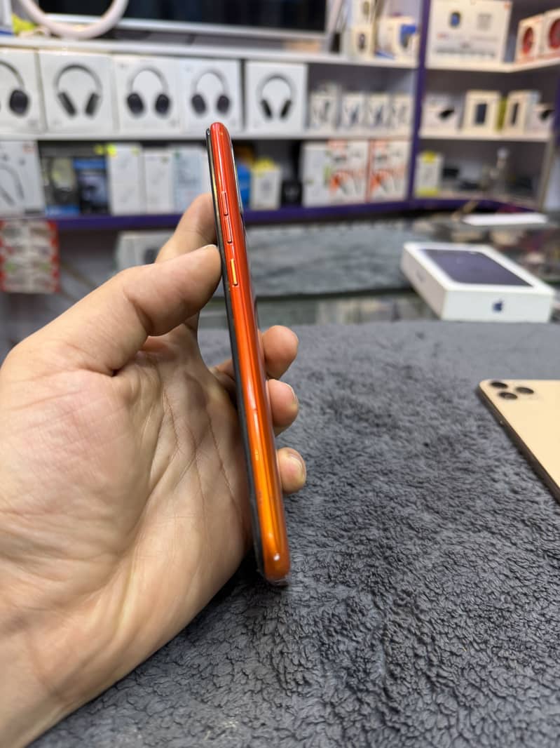 Tecno Spark 5 pro 5