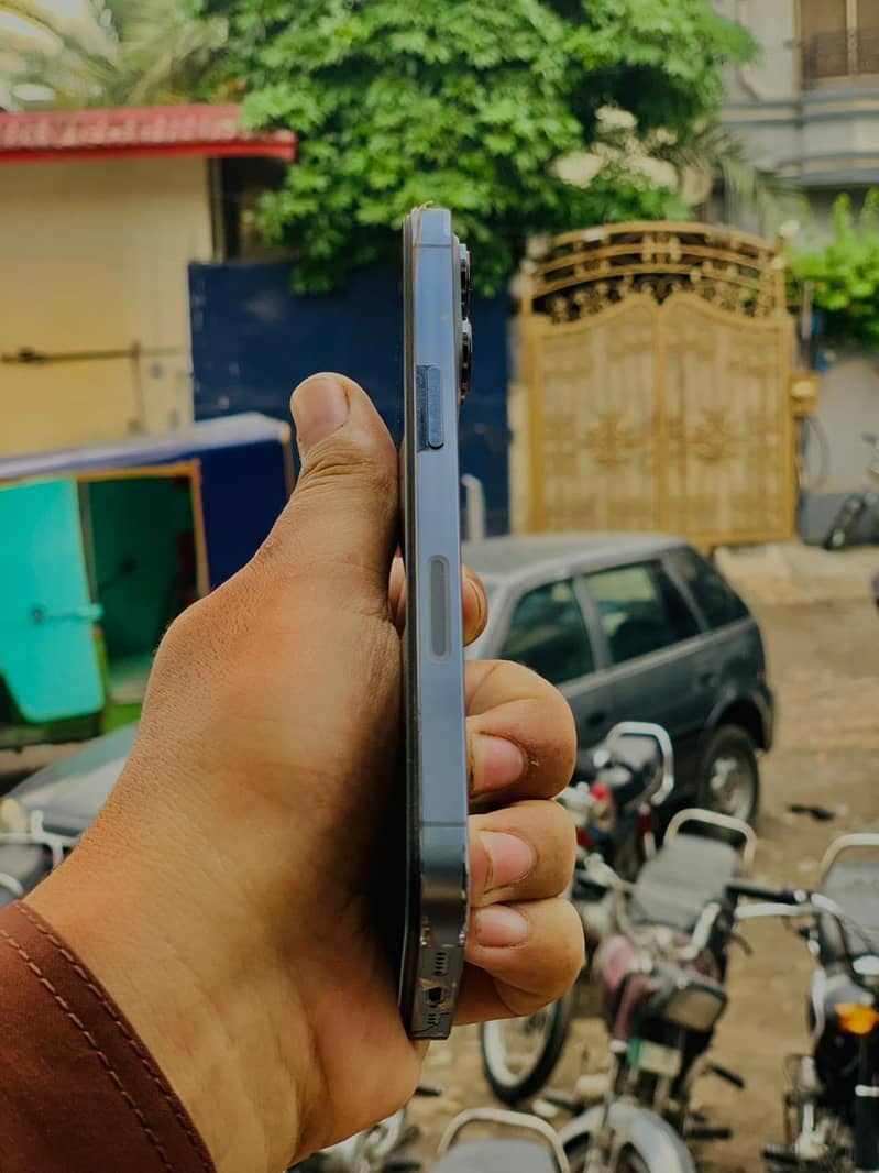 13 pro 1