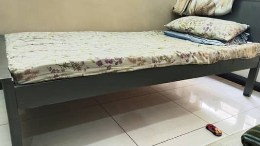 2 singal bed used full wood for hayatabad phase7