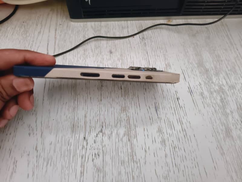 13 Pro Sim Working 1