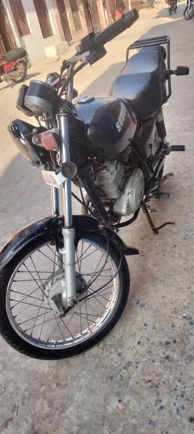 Suzuki GS 150