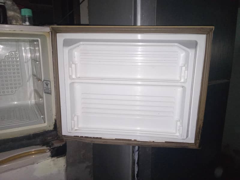 Refrigerator 3