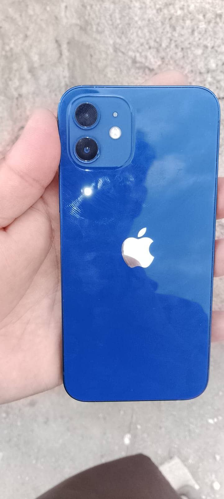 Apple iPhone 12 2