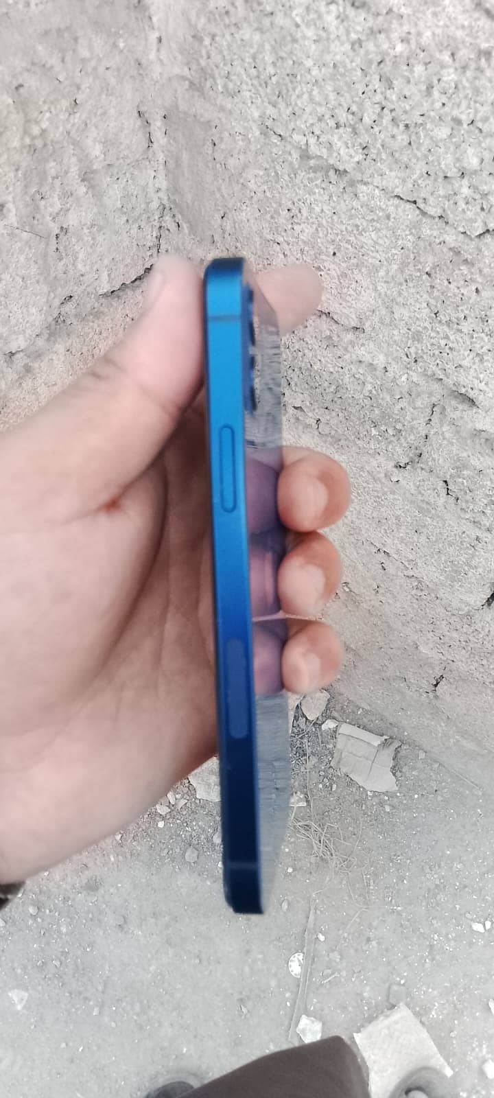 Apple iPhone 12 3