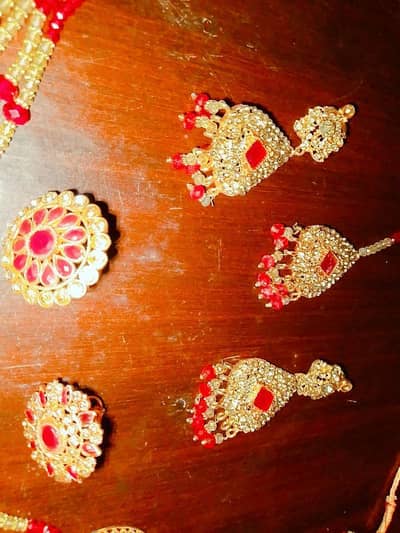 Bridal Red nd golden artificial jewelry set, Necklace,earing,Tikka,nos