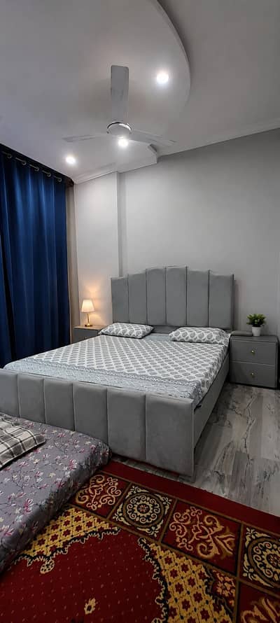 Modern Designer Custom King Size Bed in Excellent Condition
