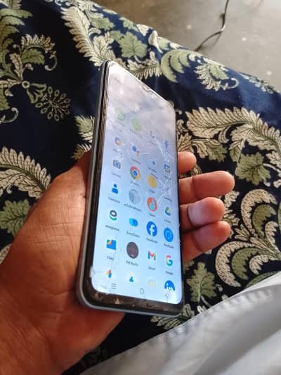 vivo y33s all ok just panal break working ok  8/128