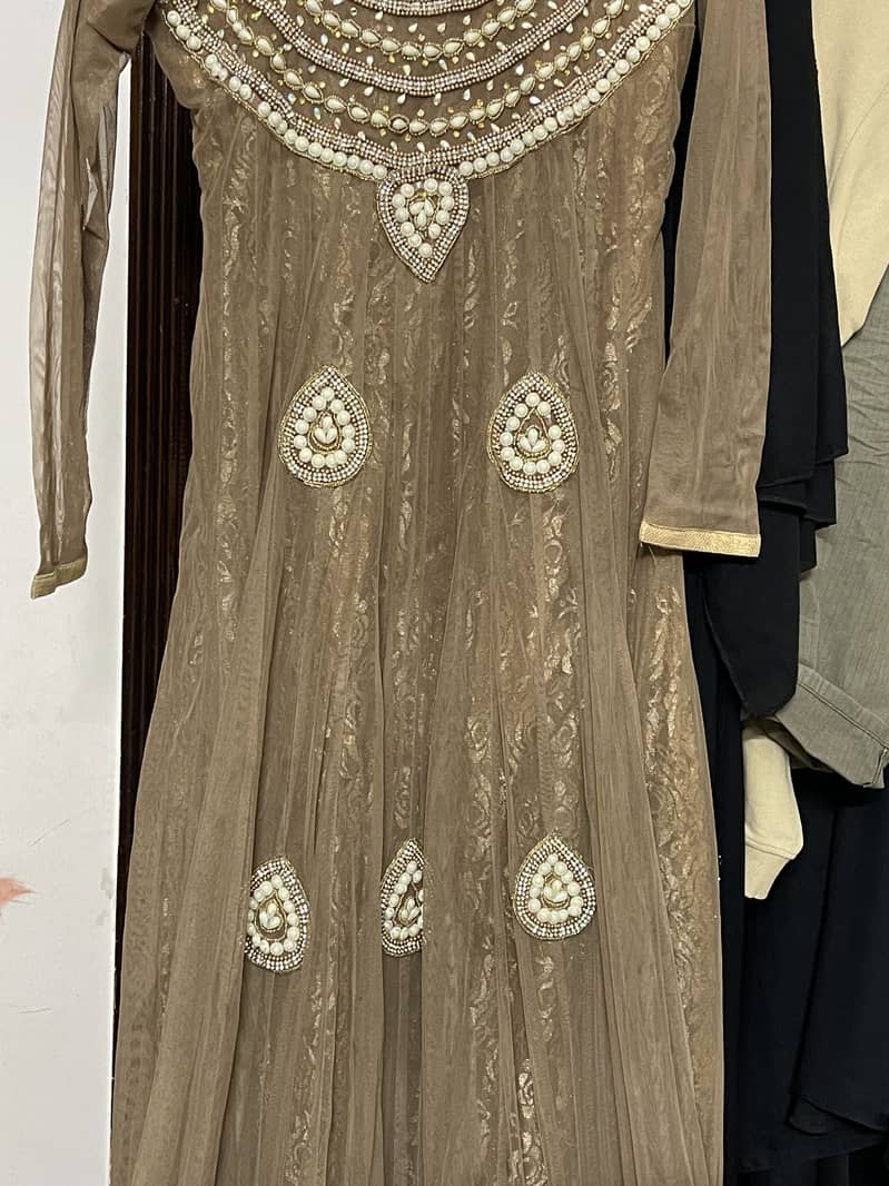 Brown maxi 1