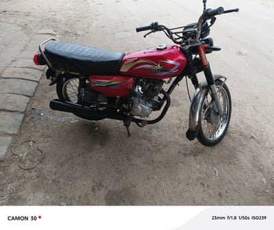 Unique UD 125