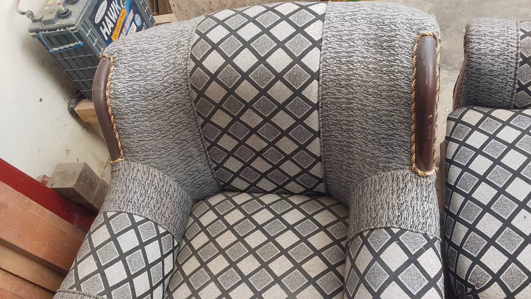 Sales sofa 2