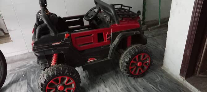 4x4 jeep in red colour