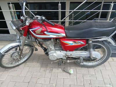 Honda CG 125 2016 Red Color