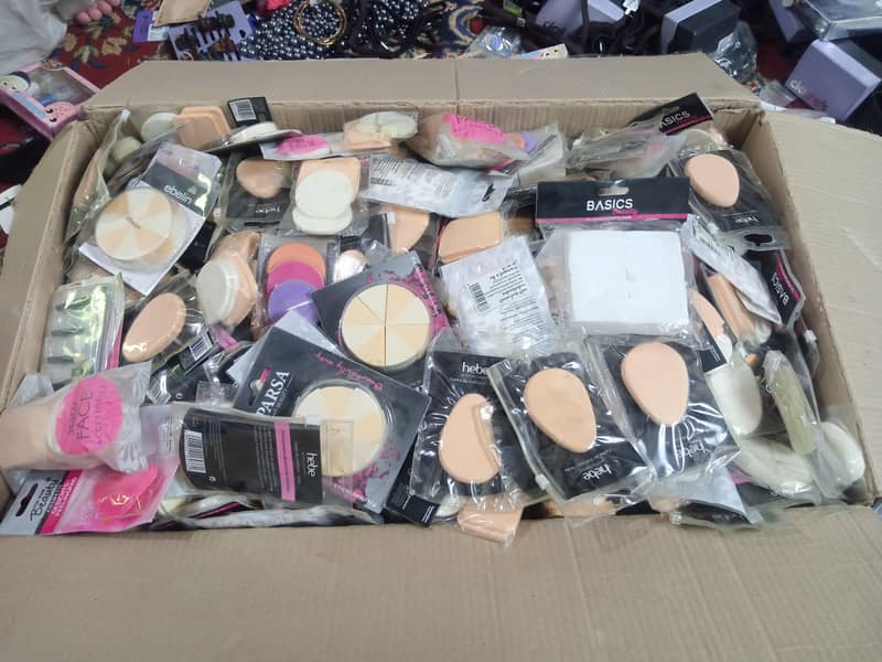 Bulk Makeup Sponge 0
