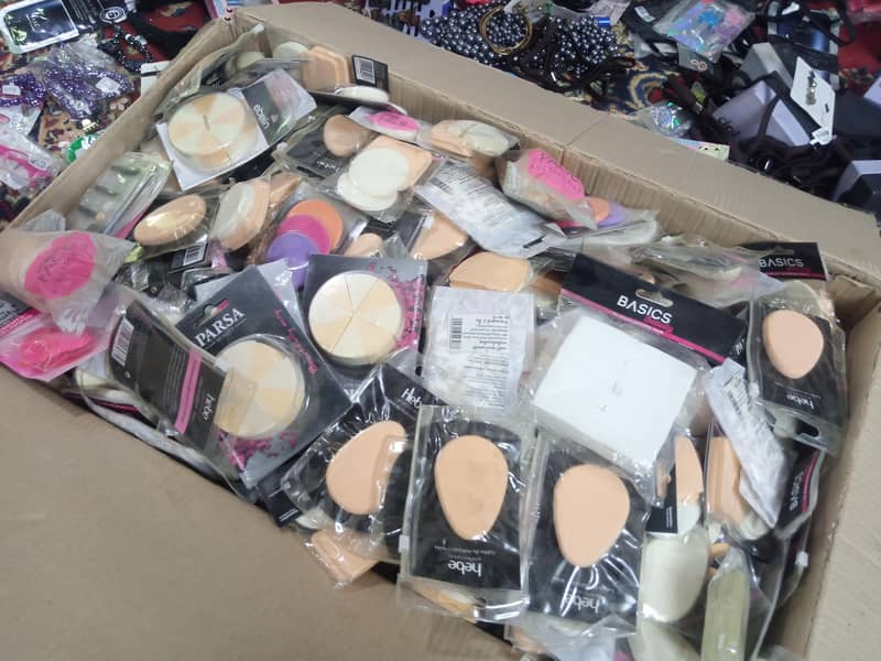 Bulk Makeup Sponge 3