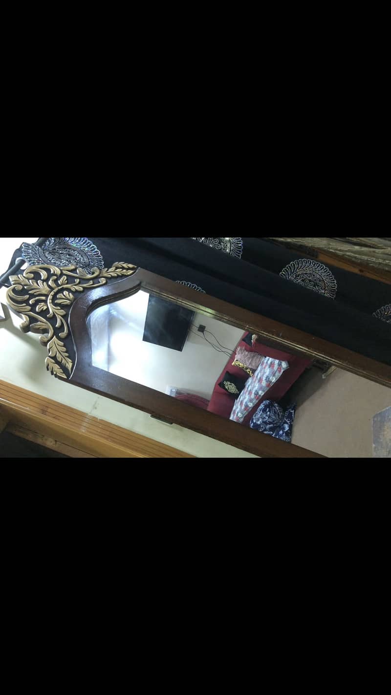 2 mirrors 5