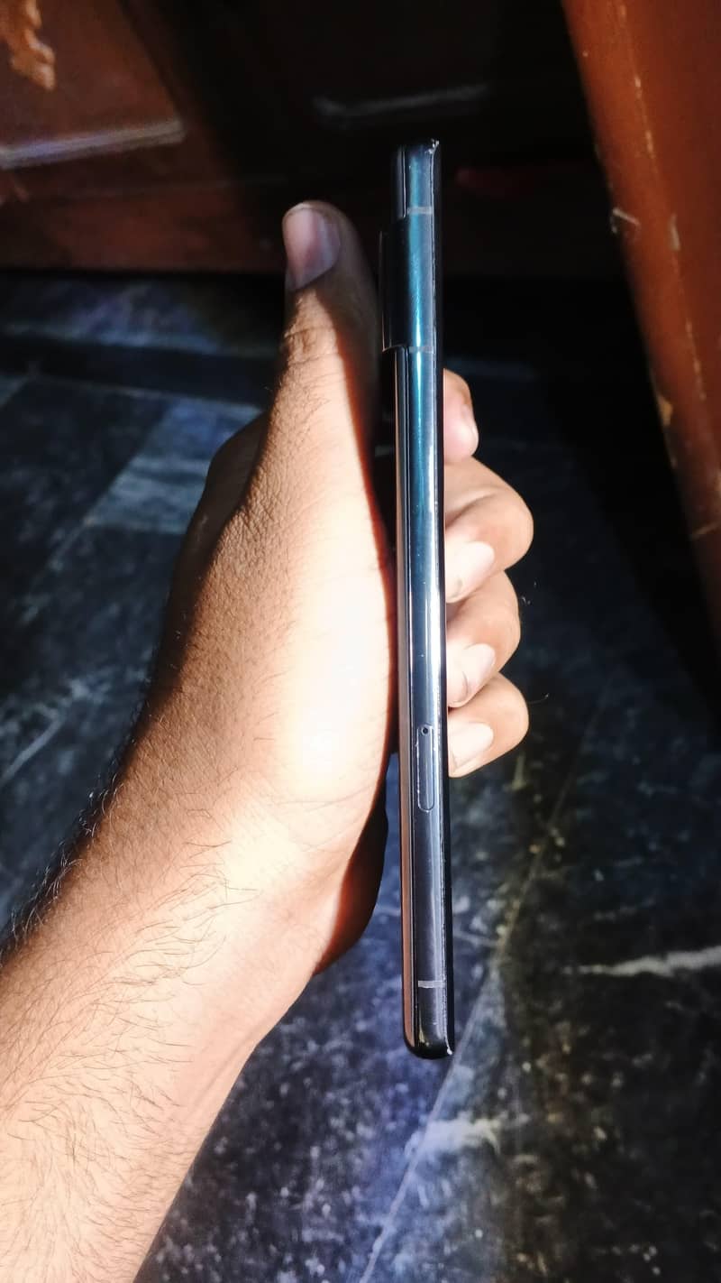 Google pixel 7pro 4