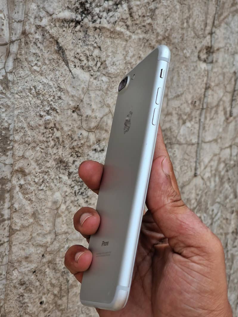 iphone 7plus 32Gb 3