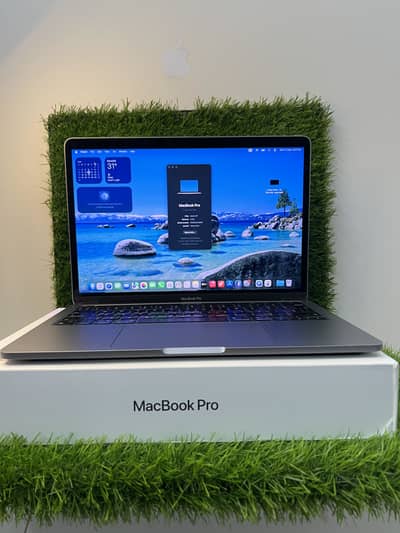 Apple MacBook Pro 2020 M1 13 Inch 8 GB RAM512 GB SSD TouchBar With Box