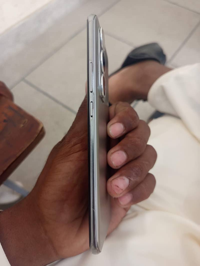 Tecno spark 40 pro plus 3