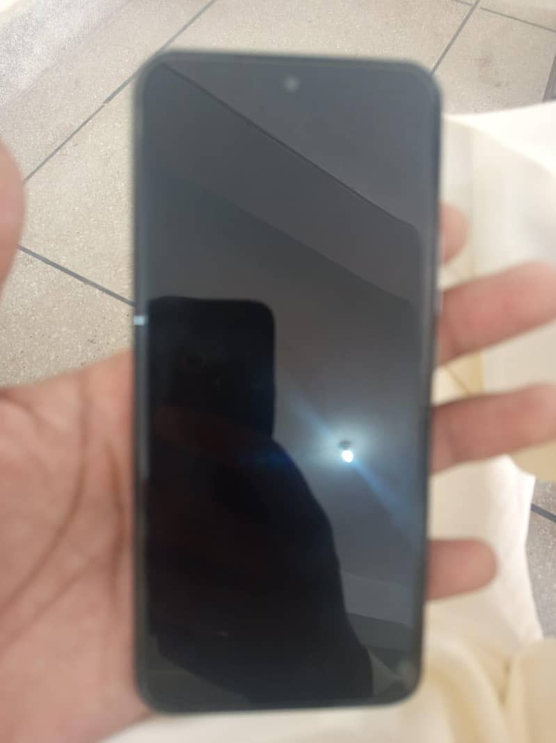 Tecno spark 40 pro plus 4